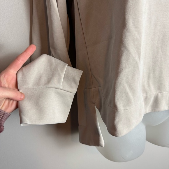 Athleta Cream Modal Pullover Sweatshirt Size Medium - Picture 2 of 9